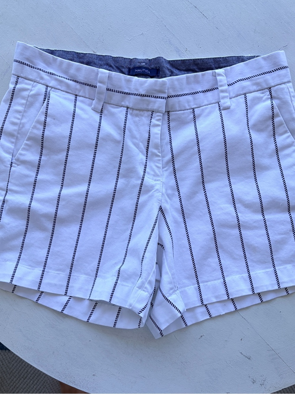 Nautica Blue Chambray Shorts with White Trim size 2